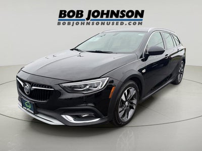 2018 Buick Regal TourX Essence
