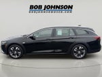 2018 Buick Regal TourX Essence