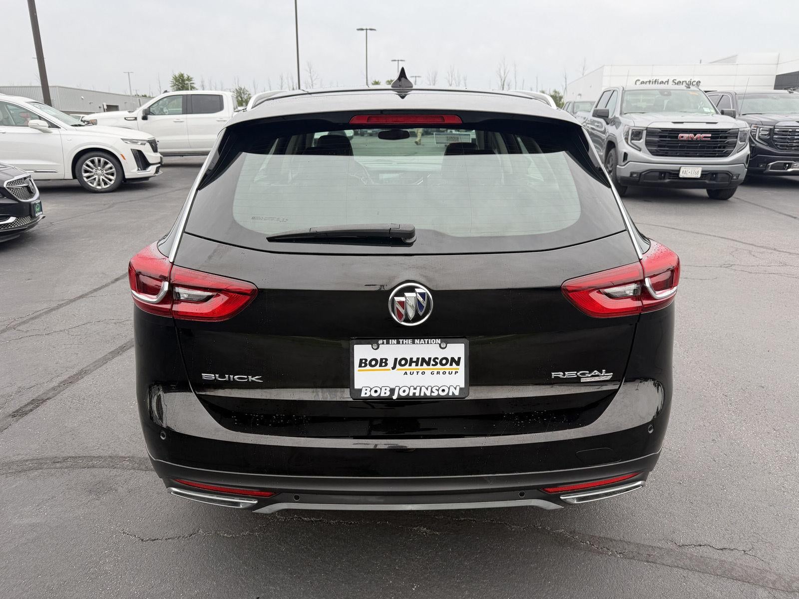 2018 Buick Regal TourX Essence