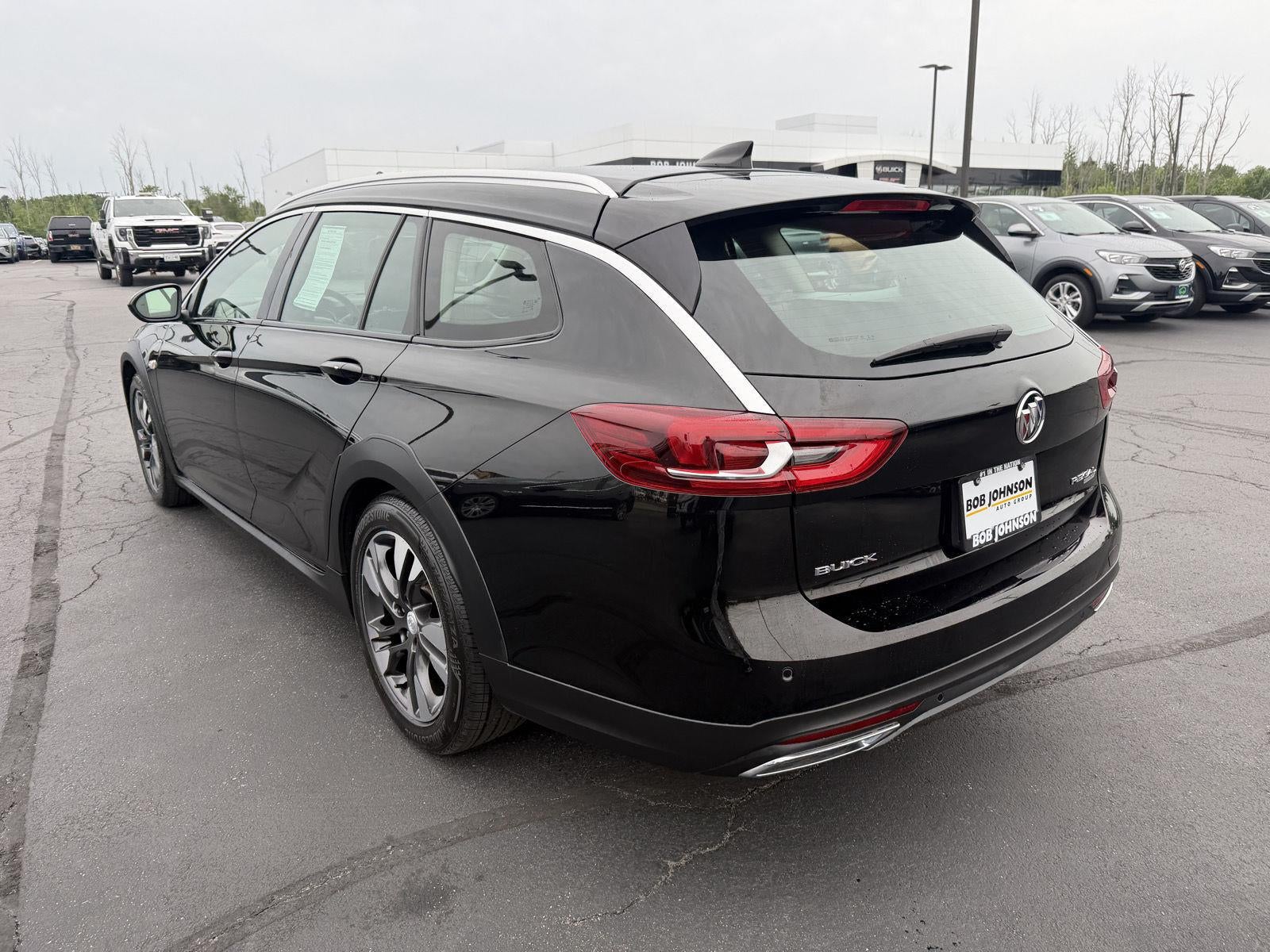 2018 Buick Regal TourX Essence