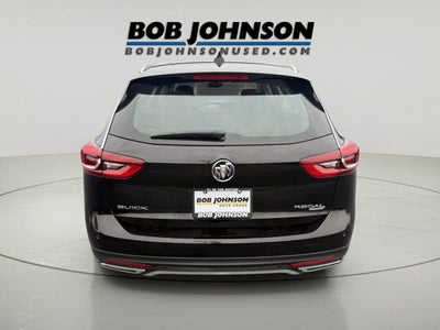 2018 Buick Regal TourX Essence