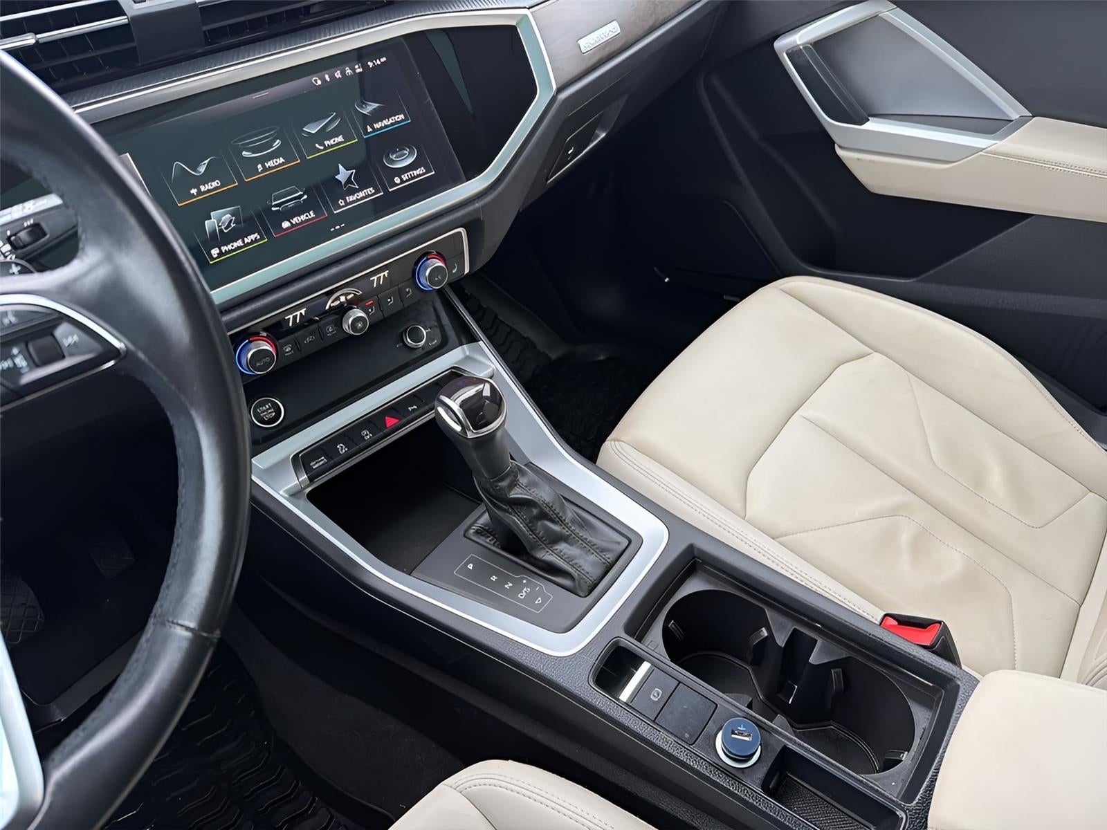 2022 Audi Q3 Premium Plus 45 TFSI S line quattro Tiptronic