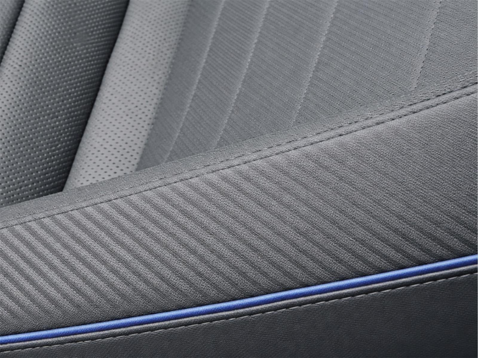 2023 Volkswagen Golf R 2.0T