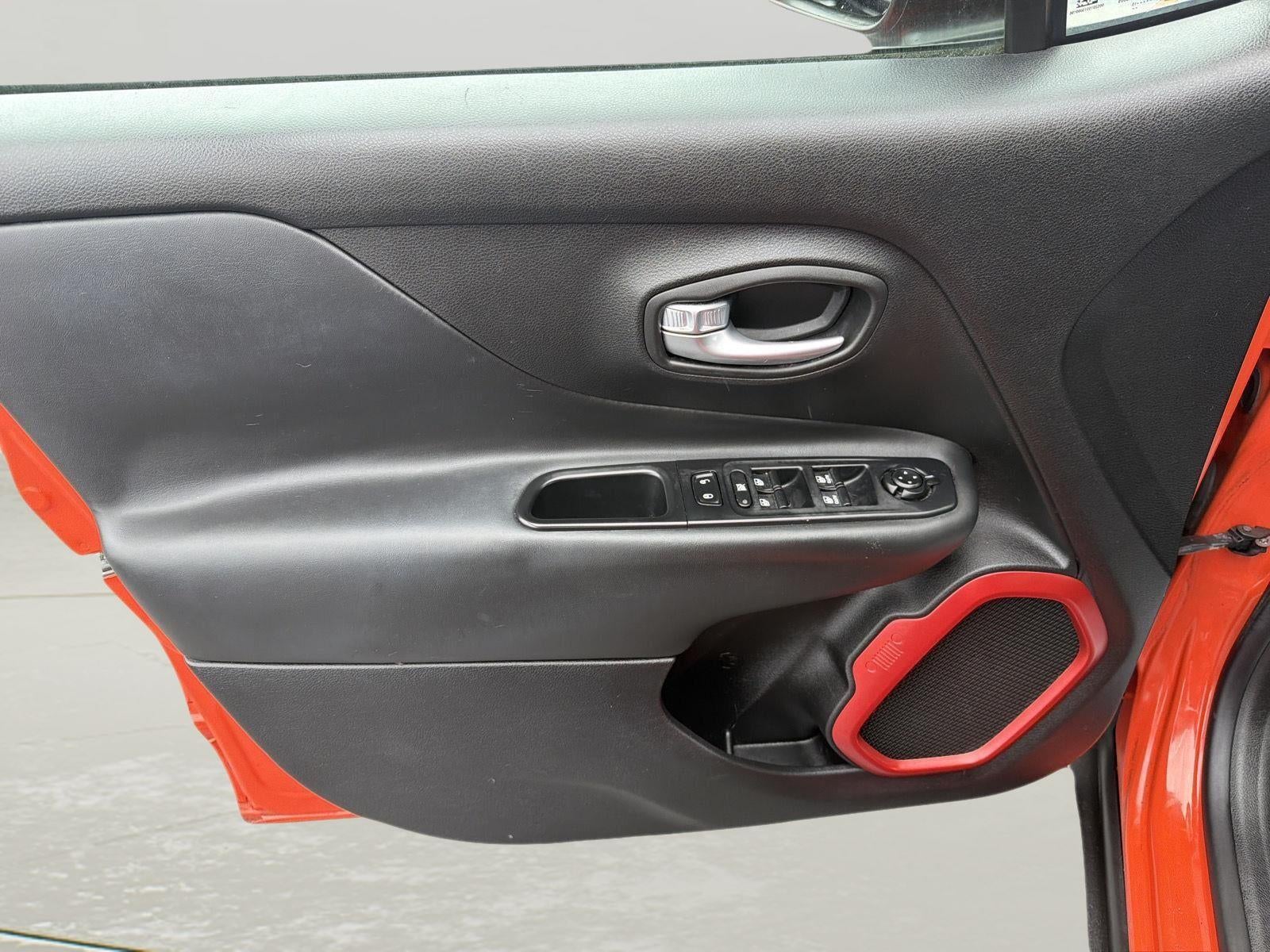 2015 Jeep Renegade Trailhawk