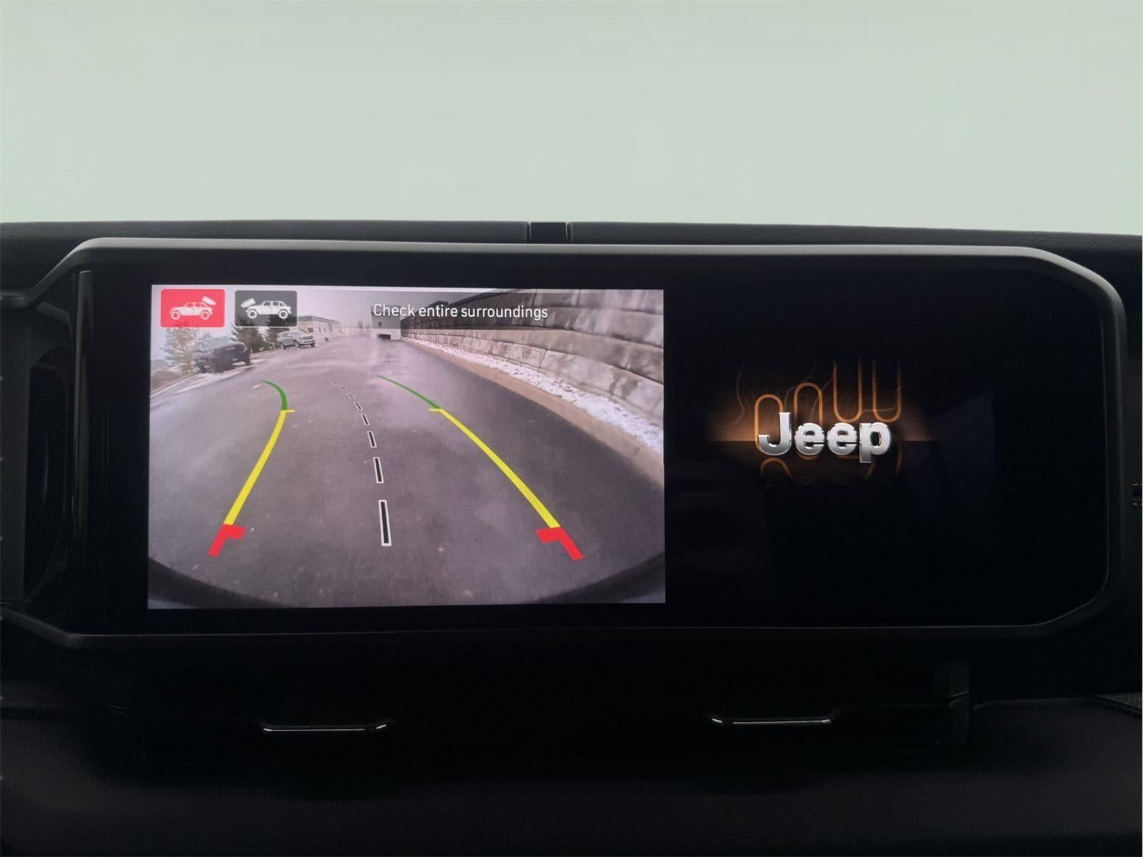 2024 Jeep Wrangler 4-Door Sahara 4x4