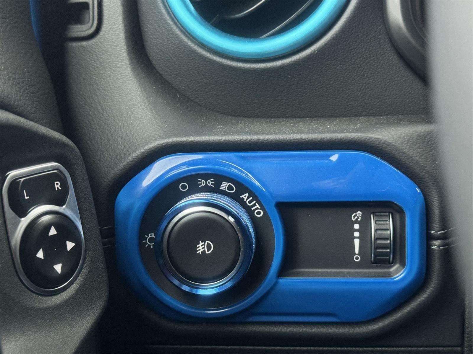 2024 Jeep Wrangler 4-Door Sahara 4x4