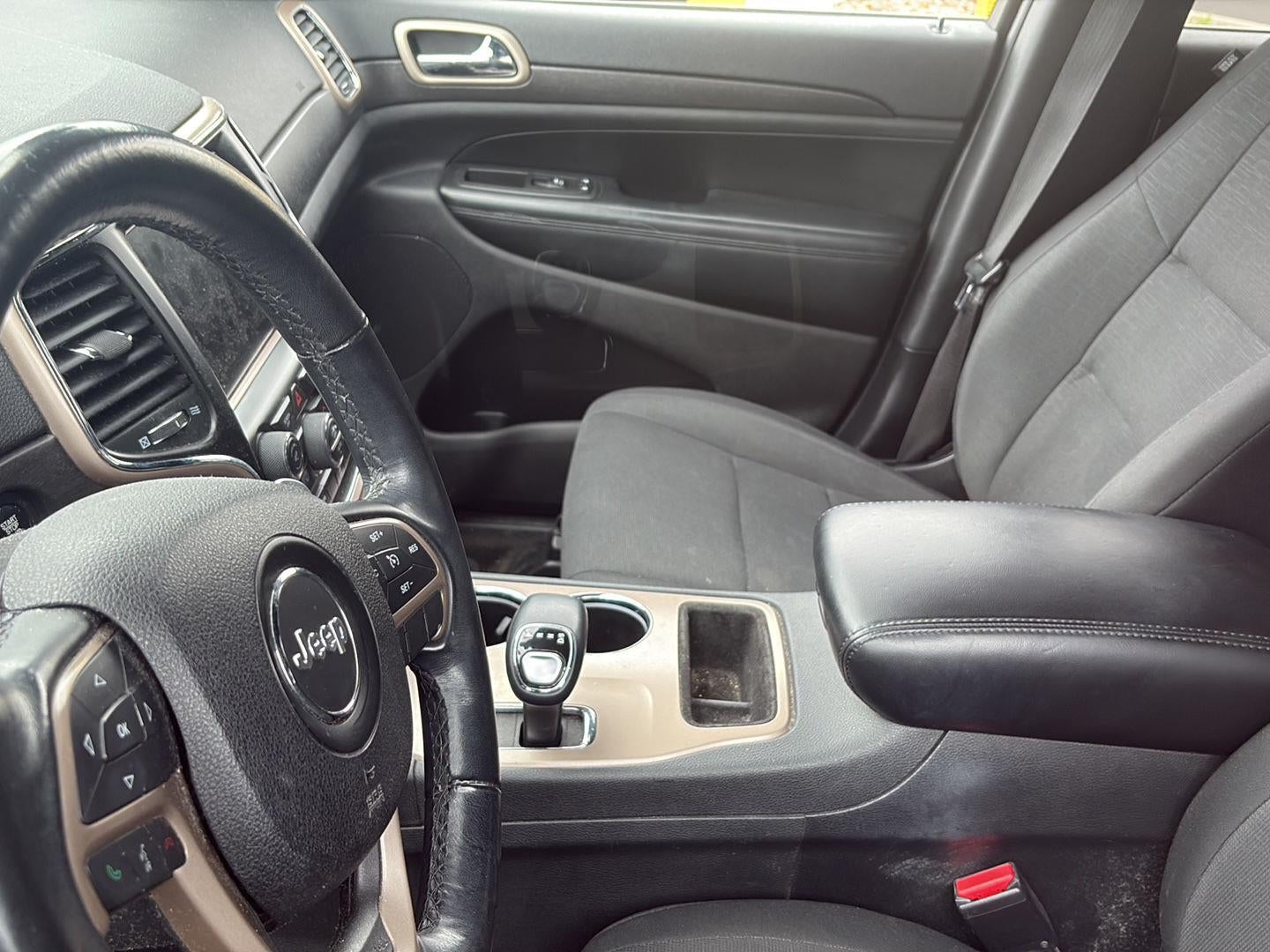 2015 Jeep Grand Cherokee Laredo