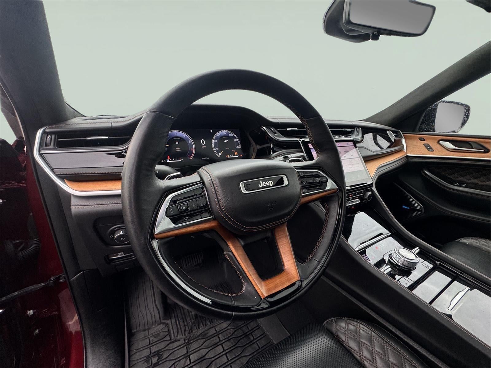 2022 Jeep Grand Cherokee Summit