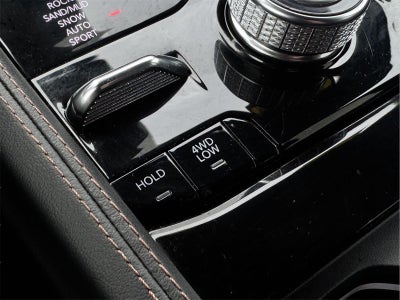 2022 Jeep Grand Cherokee Summit