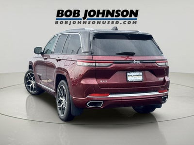 2022 Jeep Grand Cherokee Summit