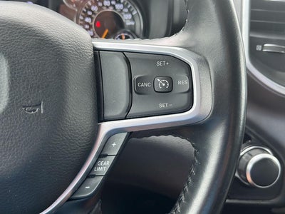 2021 RAM 1500 Big Horn Crew Cab 4x4 5'7" Box