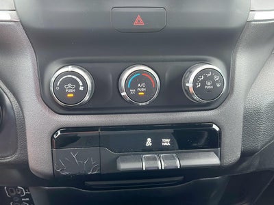 2021 RAM 1500 Big Horn Crew Cab 4x4 5'7" Box