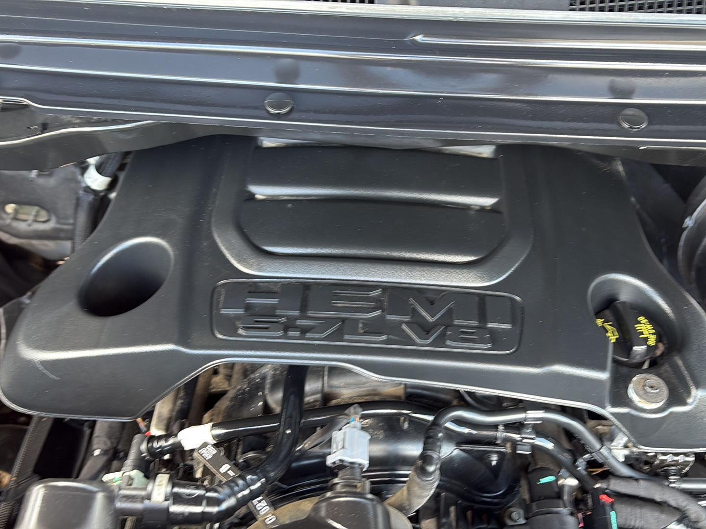 2022 RAM 1500 Big Horn Crew Cab 4x4 5'7" Box