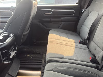 2022 RAM 1500 Big Horn Crew Cab 4x4 5'7" Box