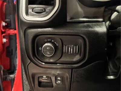 2019 RAM 1500 Big Horn/Lone Star Crew Cab 4x4 5'7" Box