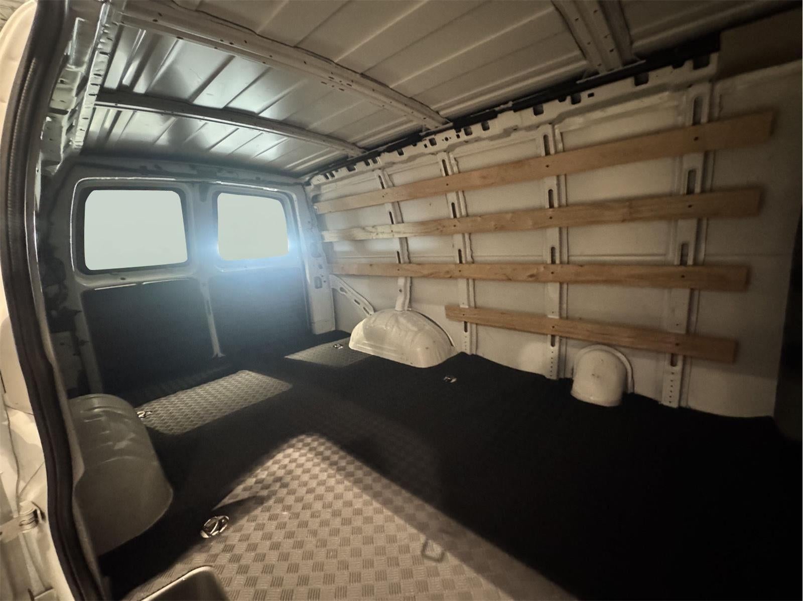 2024 Chevrolet Express Cargo 2500 WT