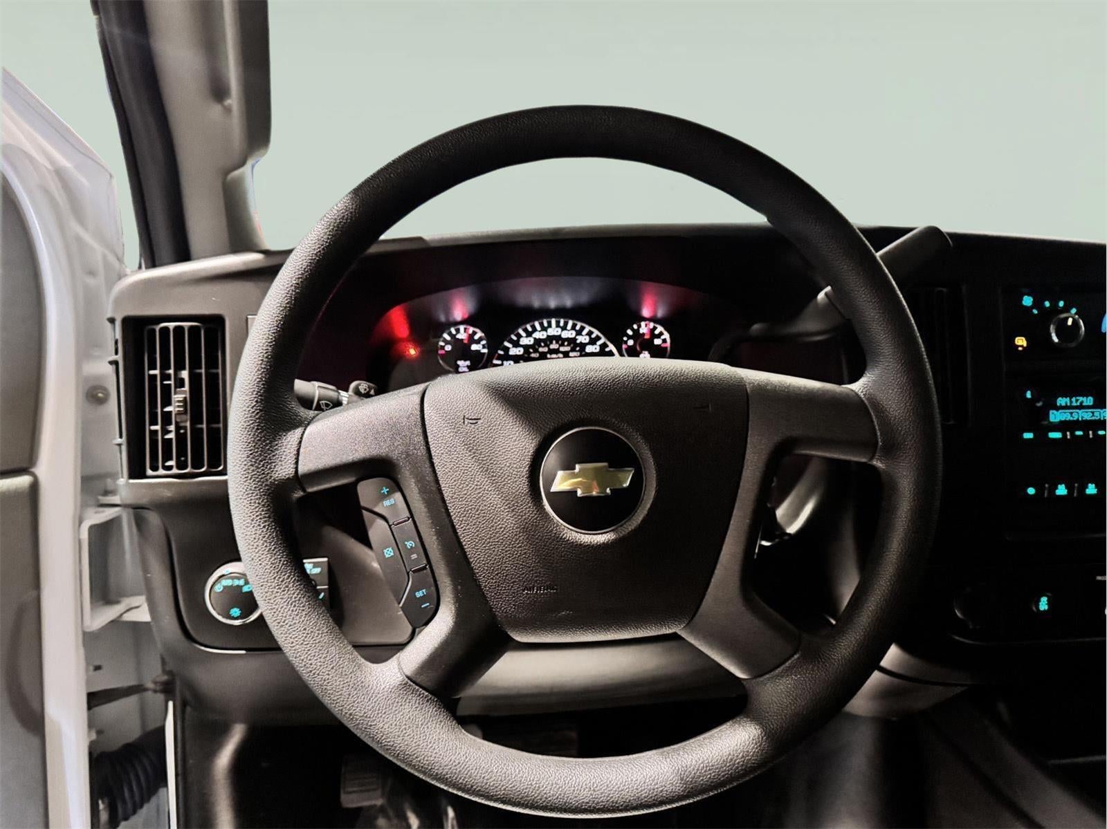 2024 Chevrolet Express Cargo 2500 WT