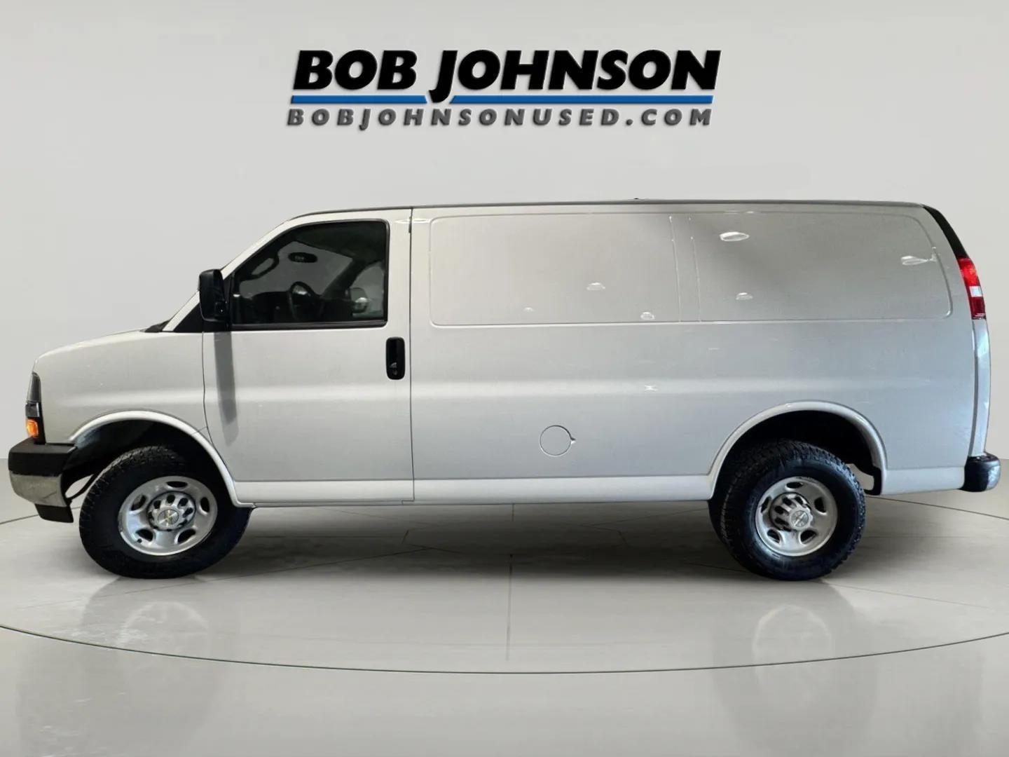 2024 Chevrolet Express Cargo 2500 WT