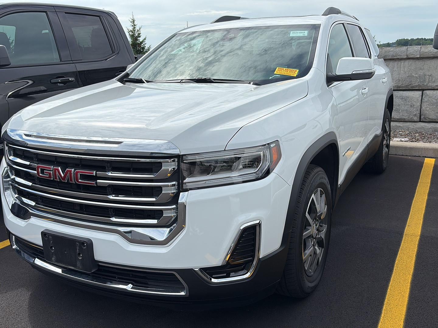 2023 GMC Acadia SLE