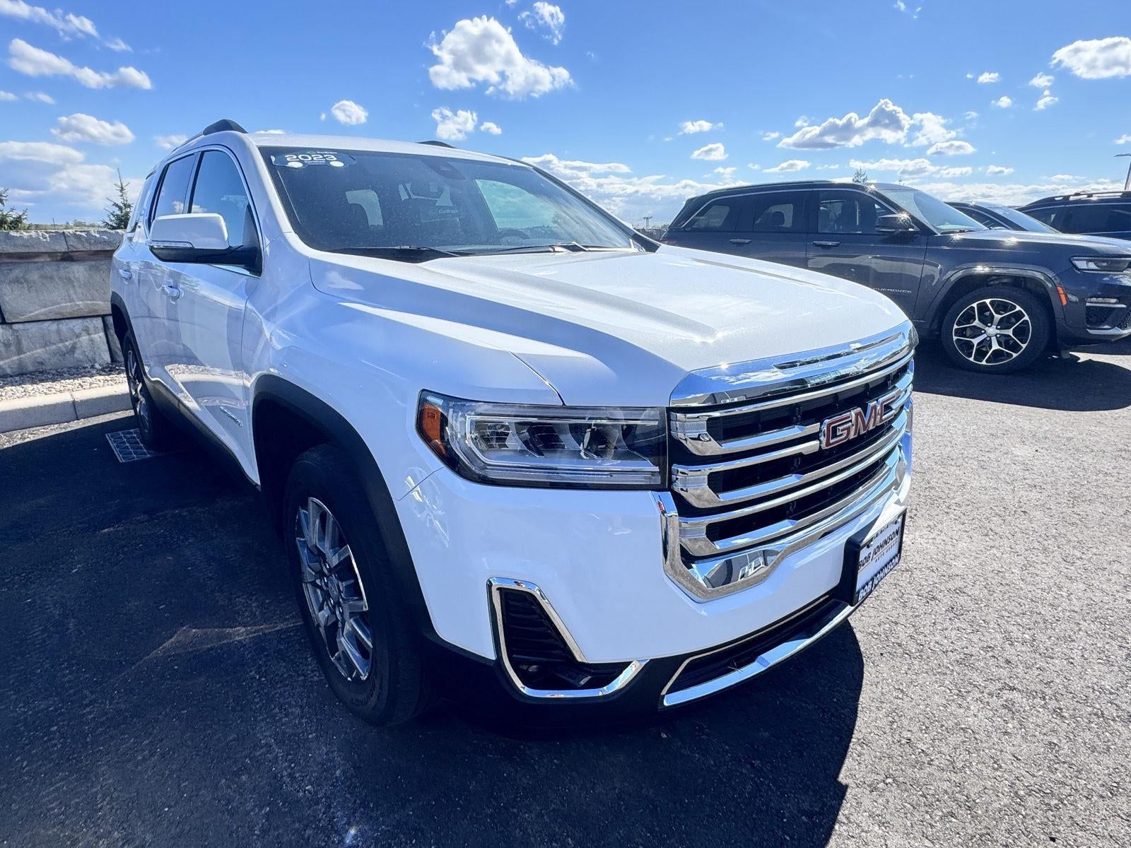 2023 GMC Acadia SLT