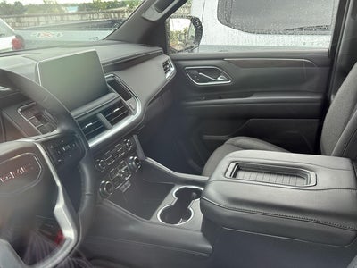 2024 GMC Yukon SLE