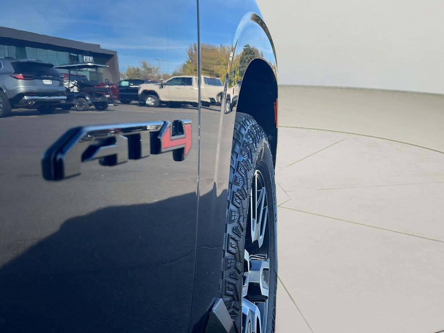 2023 GMC Yukon AT4