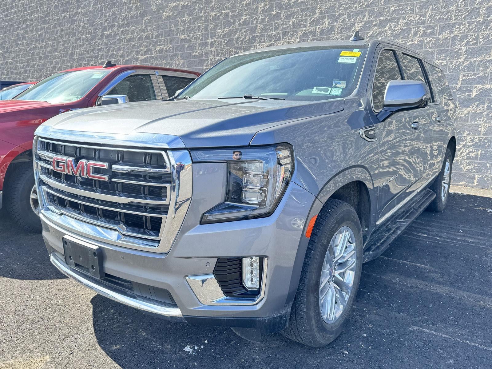 2022 GMC Yukon XL SLT