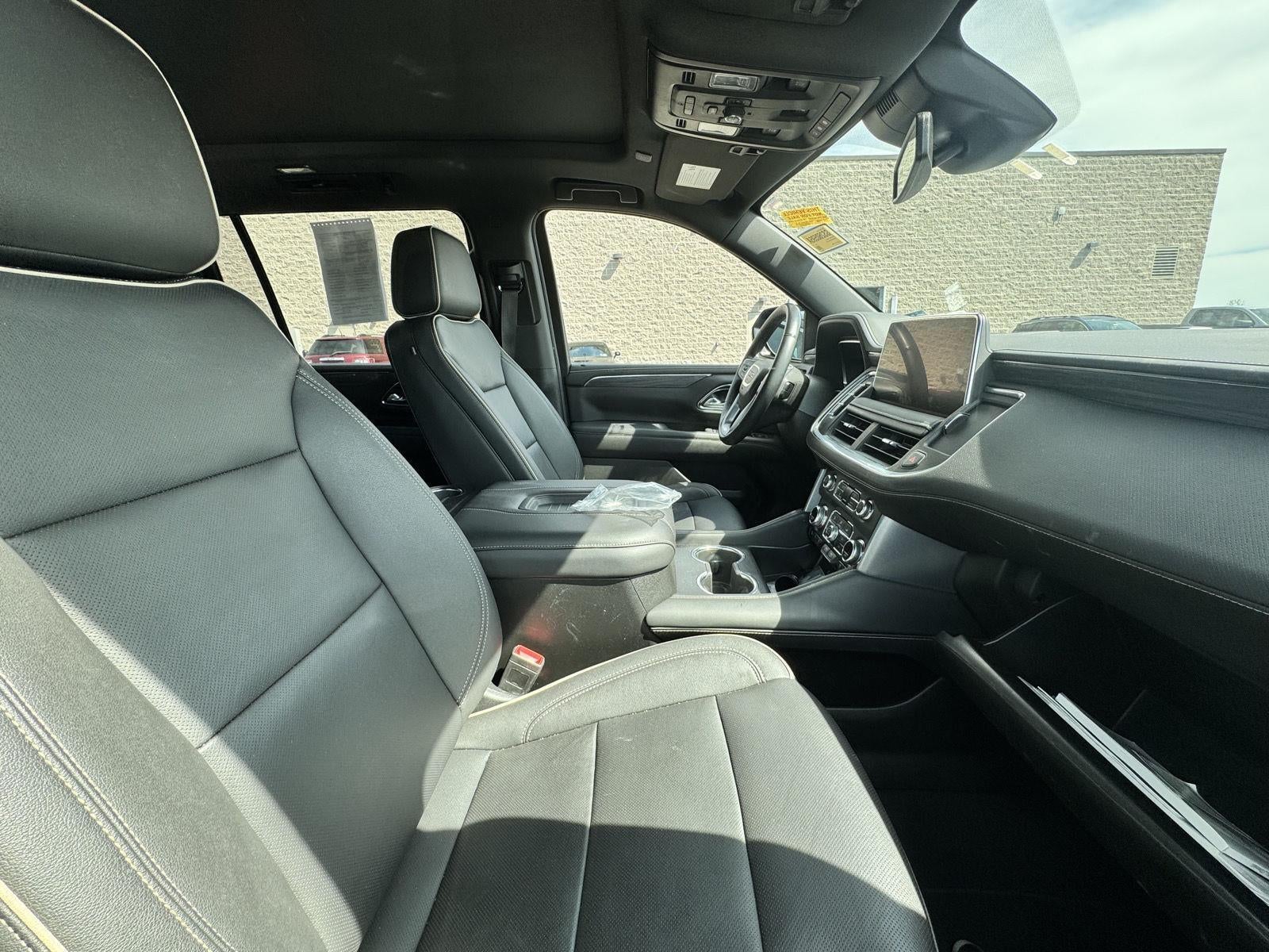 2023 GMC Yukon XL SLT