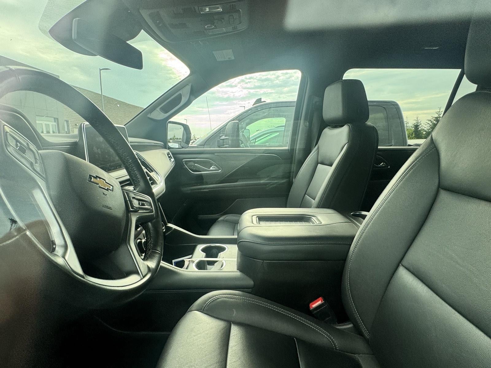 2023 Chevrolet Suburban LT