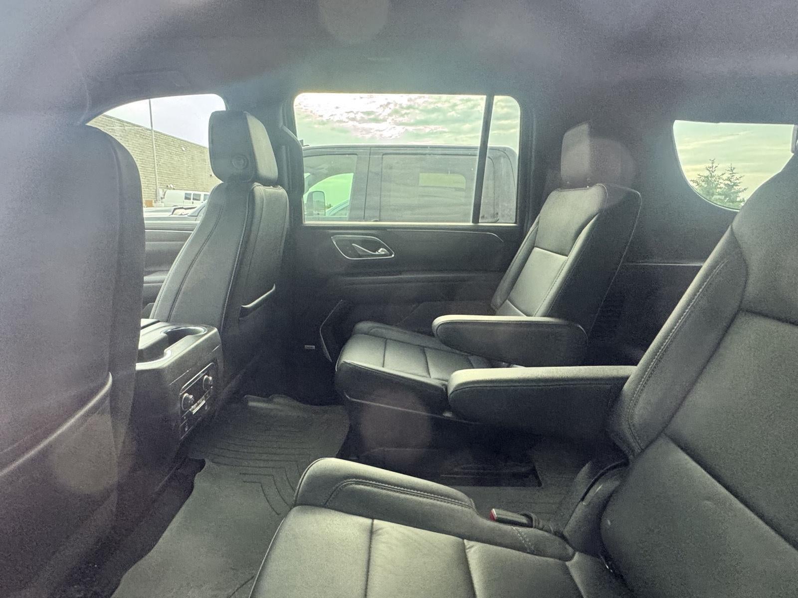 2023 Chevrolet Suburban LT