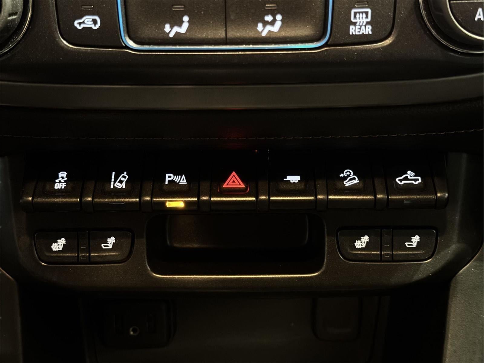 2022 GMC Canyon AT4 - Leather