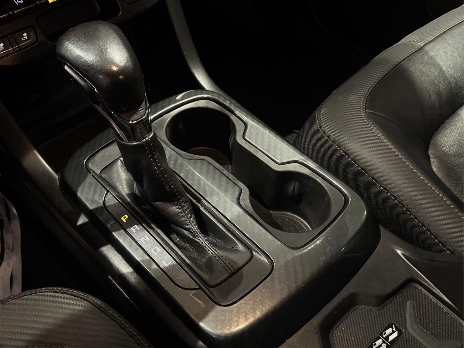 2022 GMC Canyon AT4 - Leather