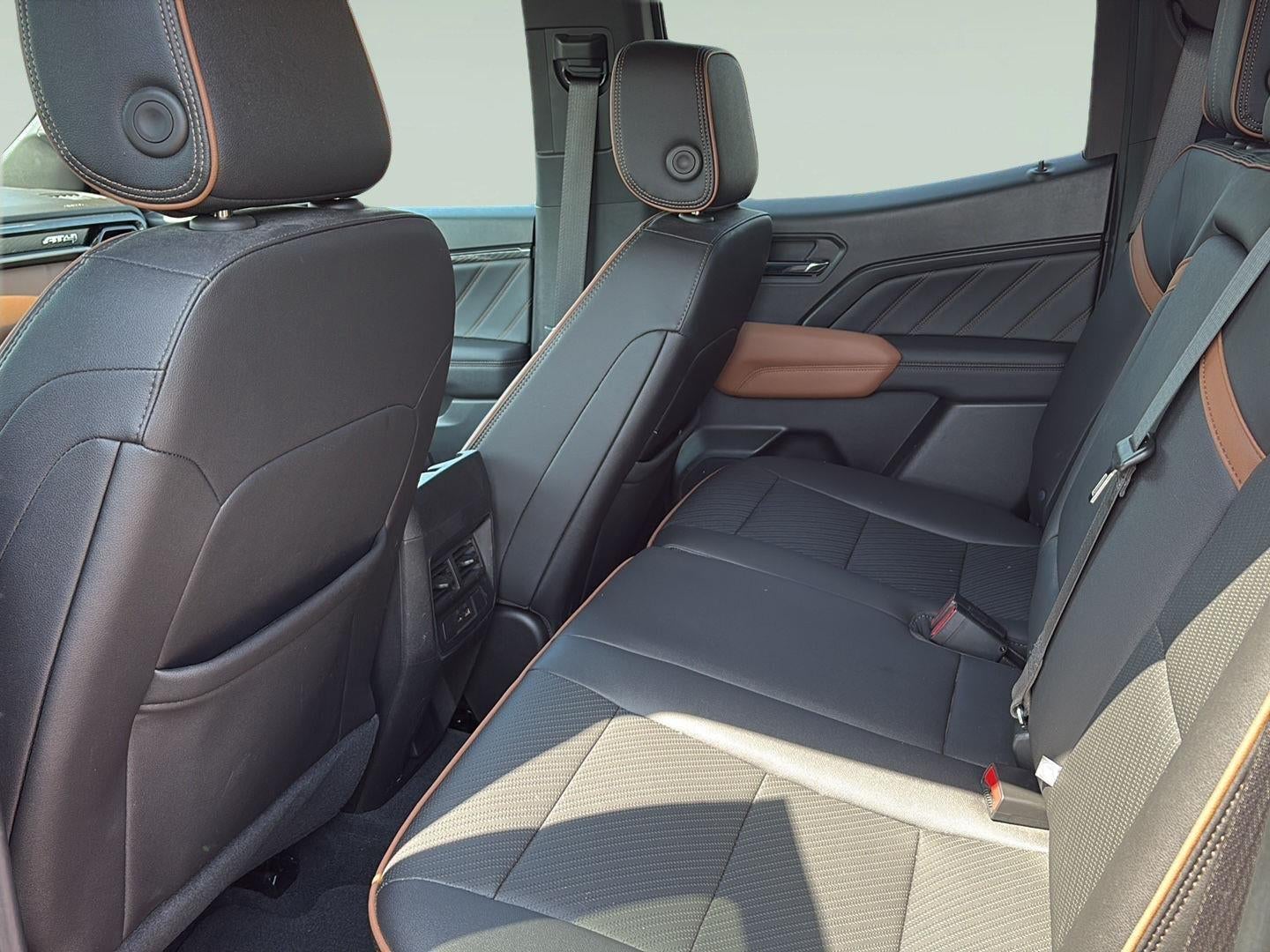 2023 GMC Canyon AT4