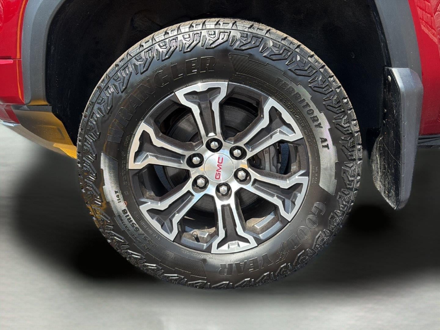 2023 GMC Canyon AT4