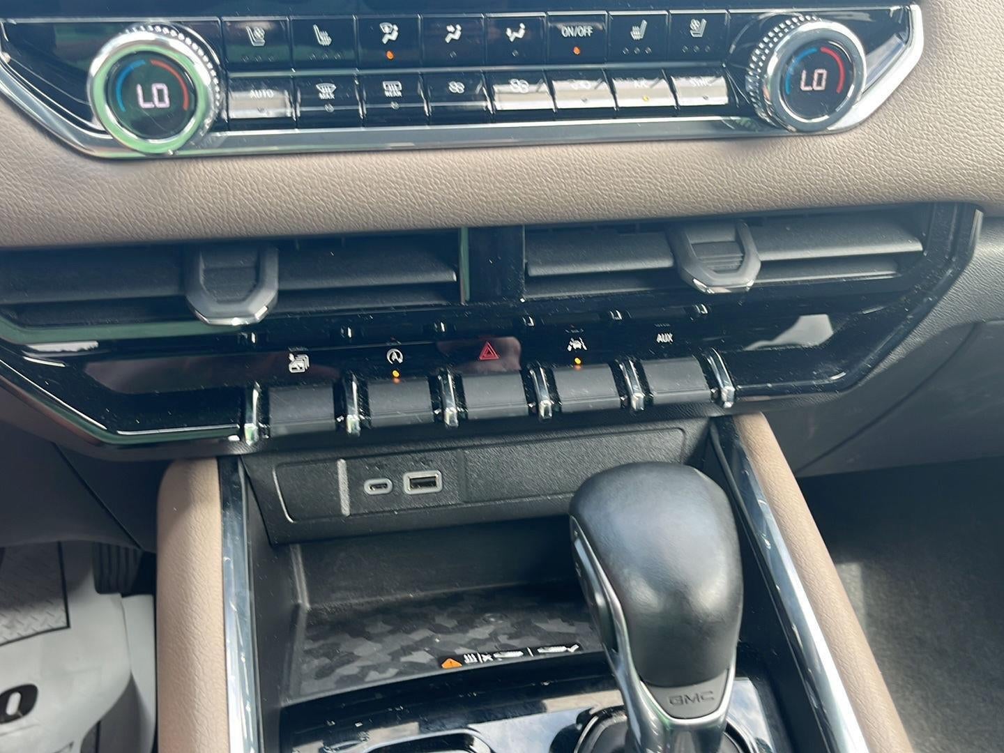 2023 GMC Canyon 4WD Denali