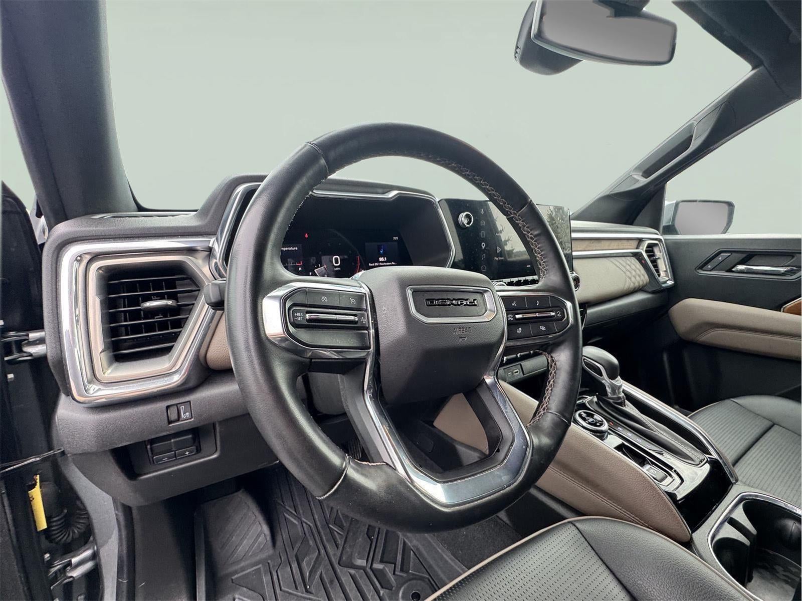 2023 GMC Canyon Denali