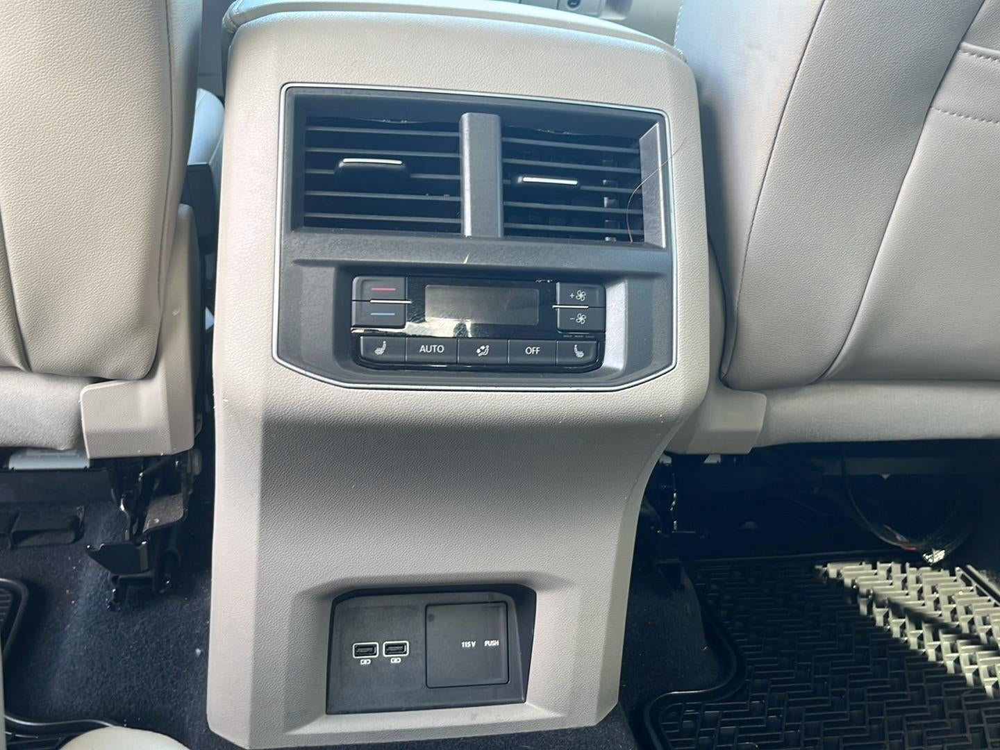 2019 Volkswagen Atlas 3.6L V6 SEL Premium
