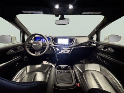 2022 Chrysler Pacifica Touring L AWD