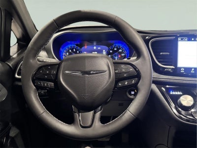 2022 Chrysler Pacifica Touring L AWD