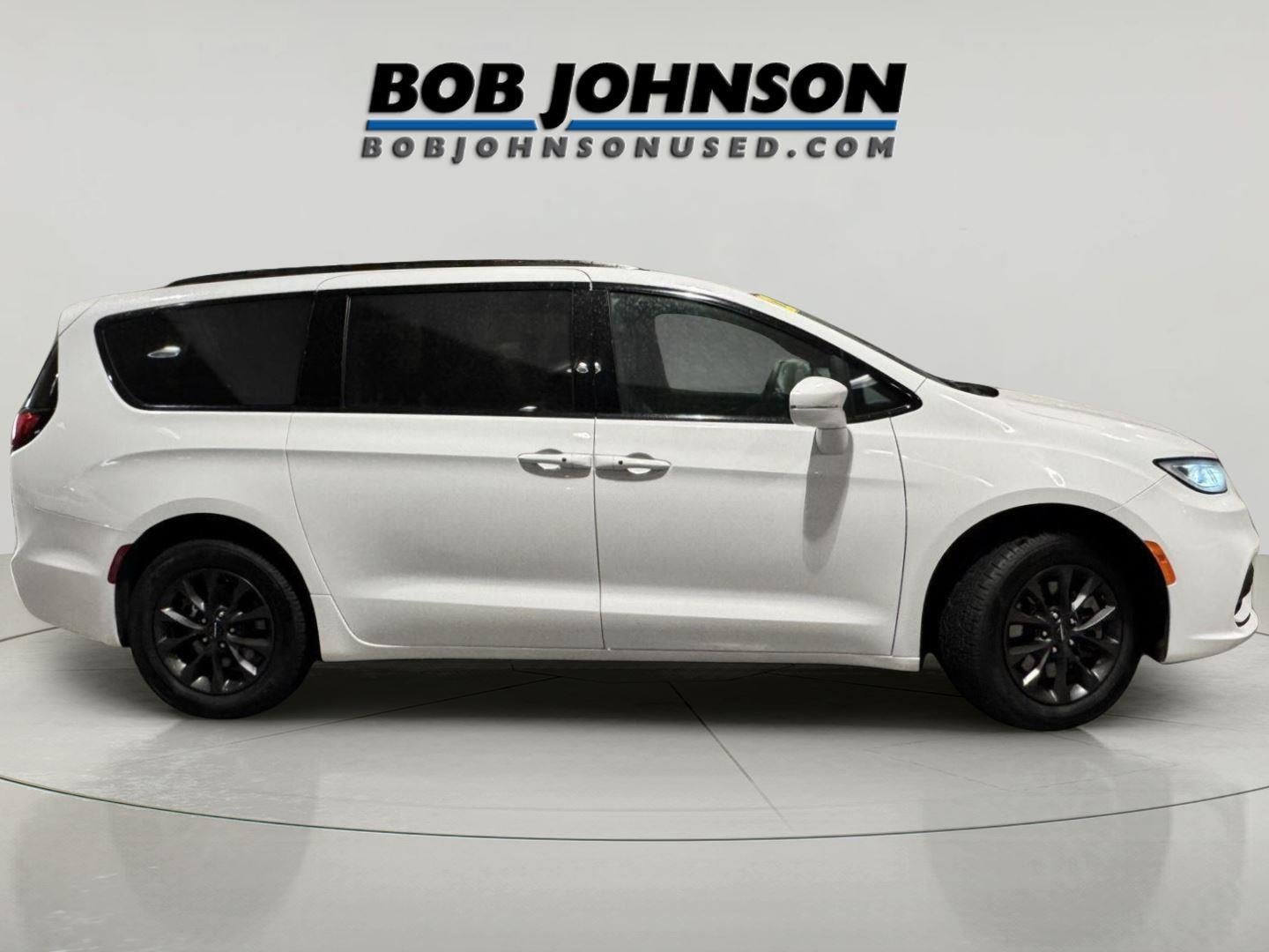 2022 Chrysler Pacifica Touring L AWD