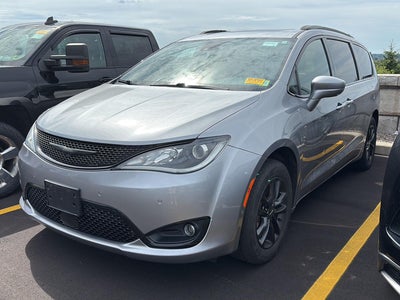 2020 Chrysler Pacifica AWD Launch Edition