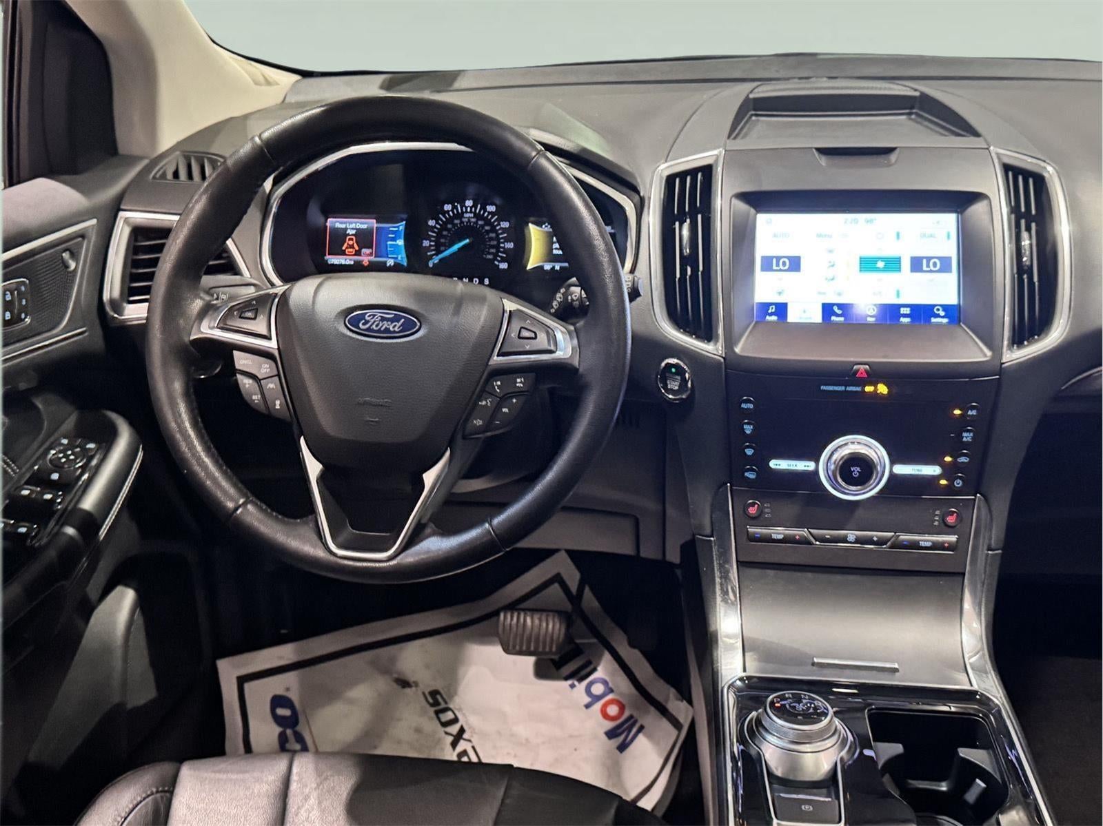 2020 Ford Edge Titanium