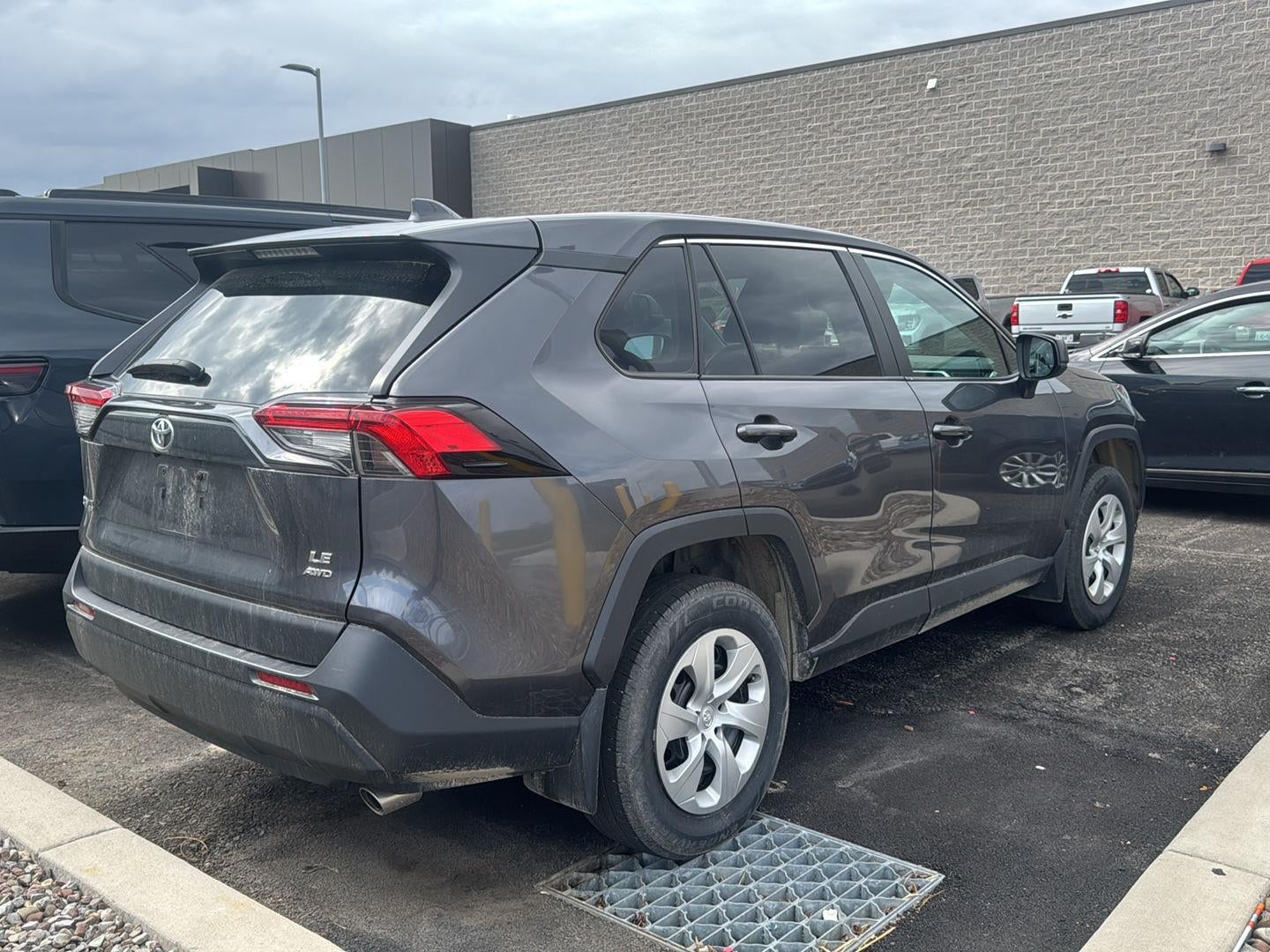 2024 Toyota RAV4 LE