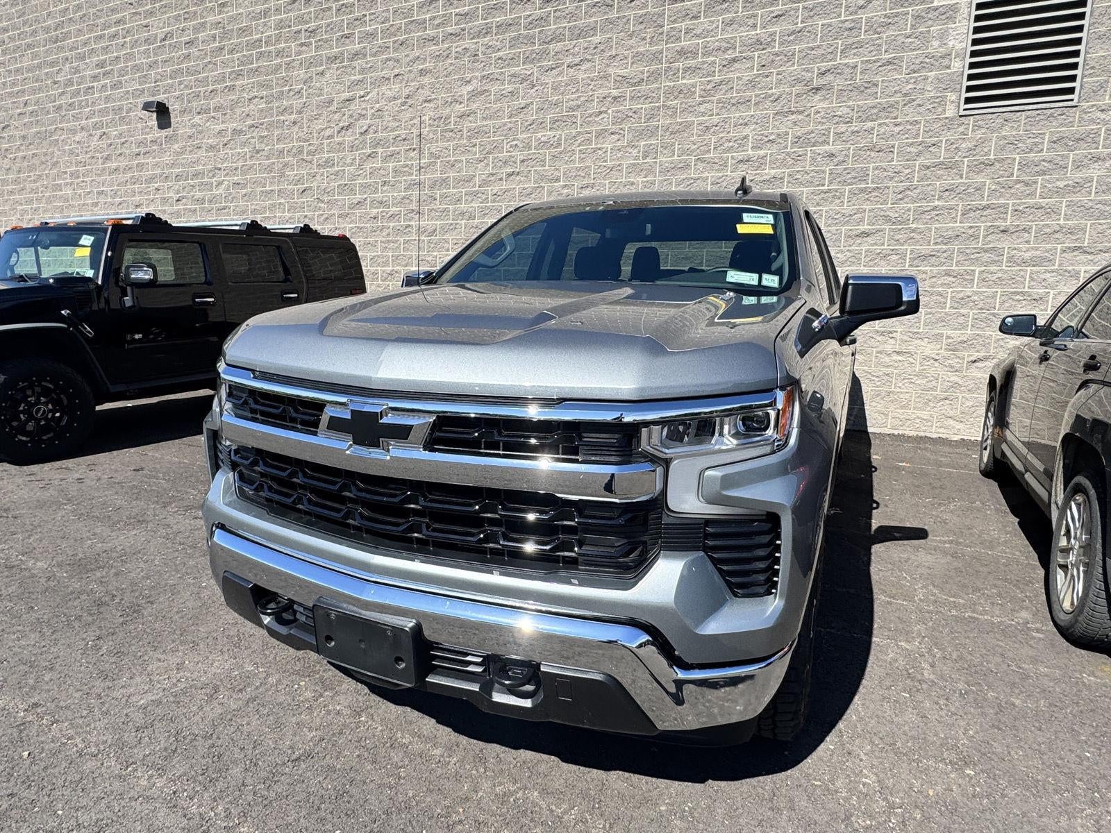 2025 Chevrolet Silverado 1500 LT (2FL)