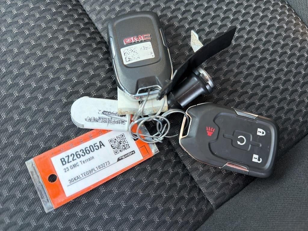 2023 GMC Terrain SLE