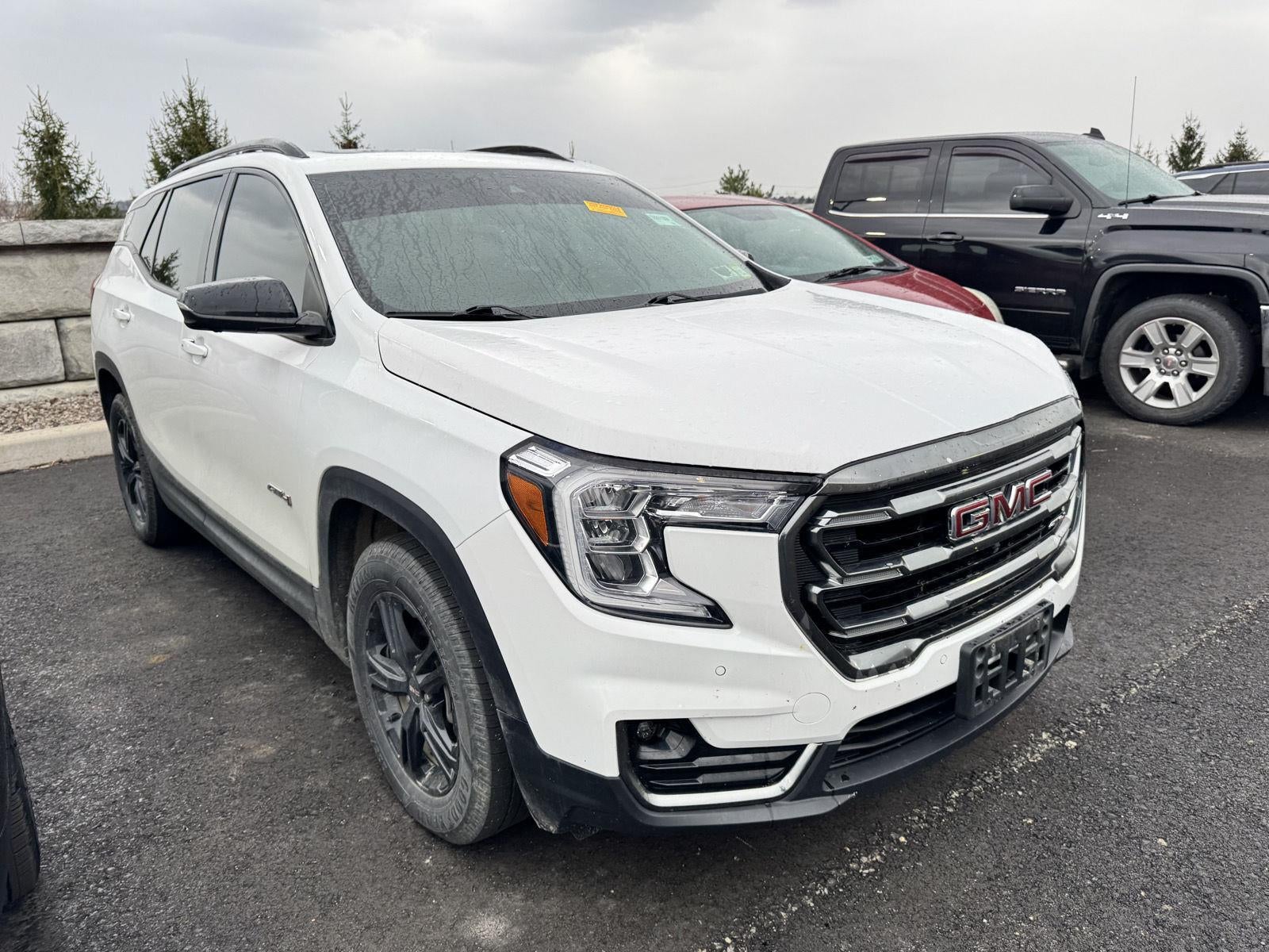 2023 GMC Terrain AT4
