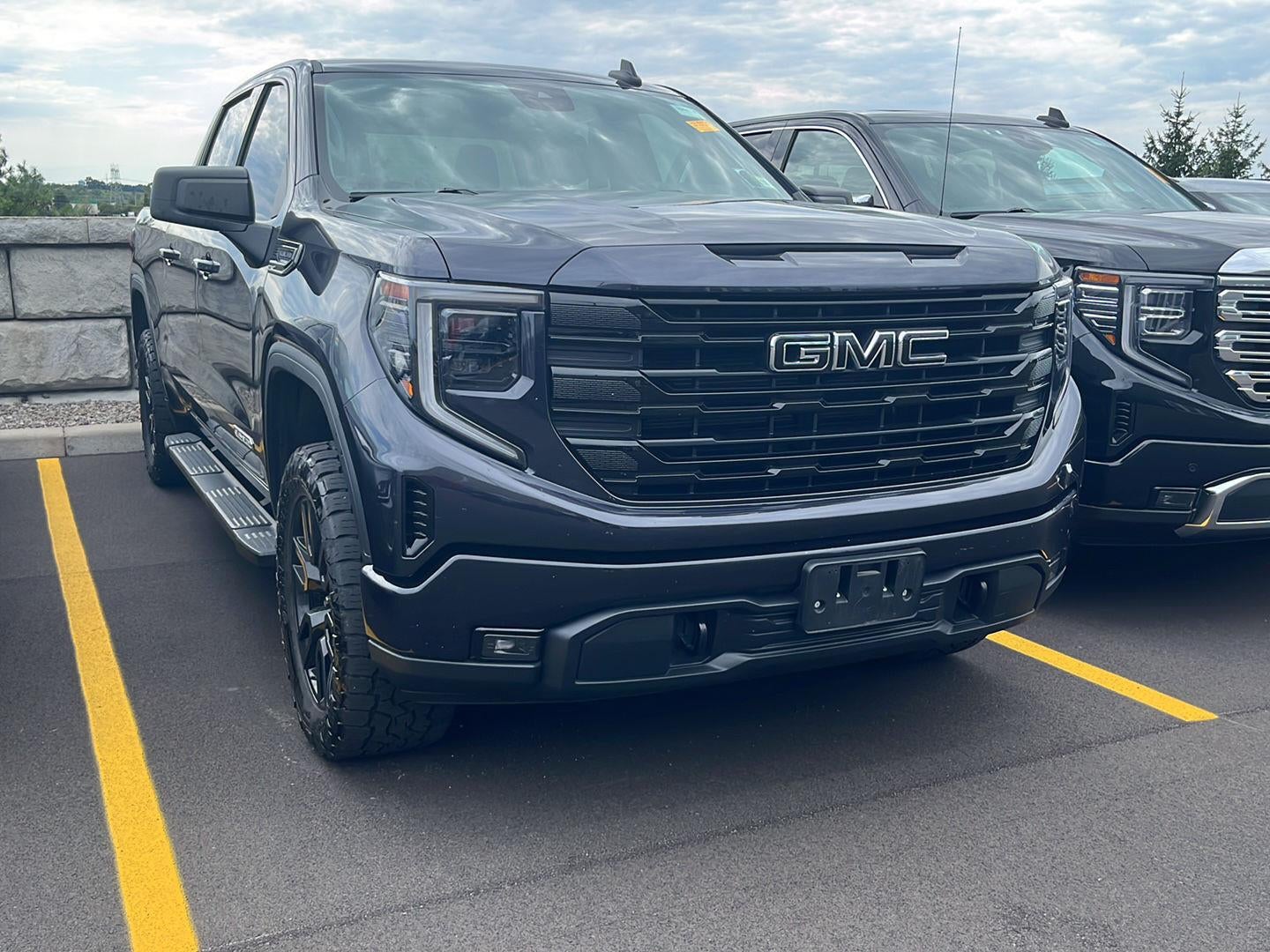 2024 GMC Sierra 1500 Elevation