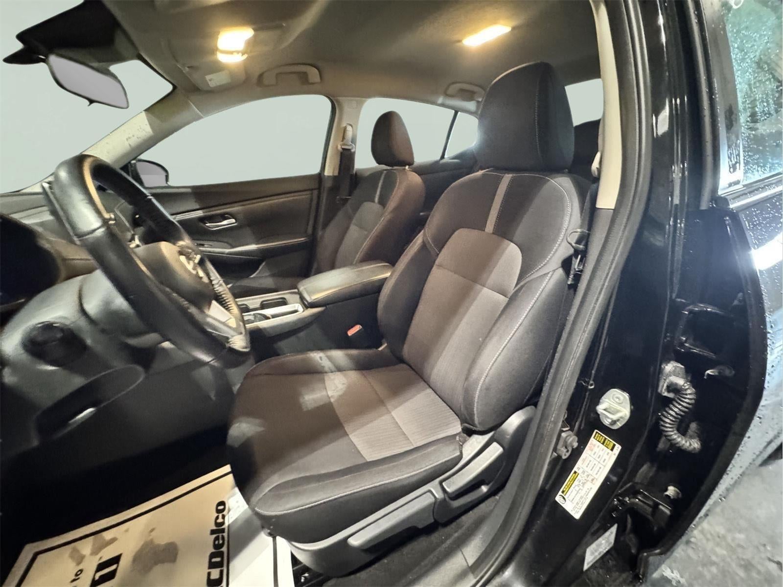 2021 Nissan Sentra SV Xtronic CVT