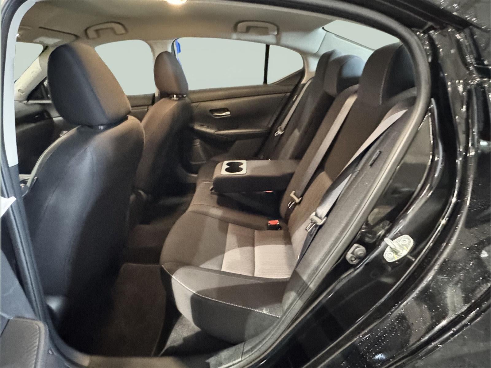 2021 Nissan Sentra SV Xtronic CVT