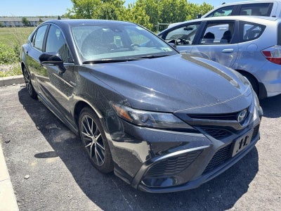 2021 Toyota Camry SE Hybrid